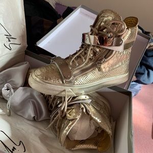 Women Sneakers Size 37
